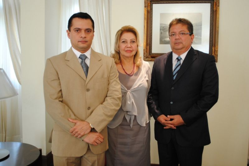 Assinatura Protocolo de Intenções para criação do CEAV