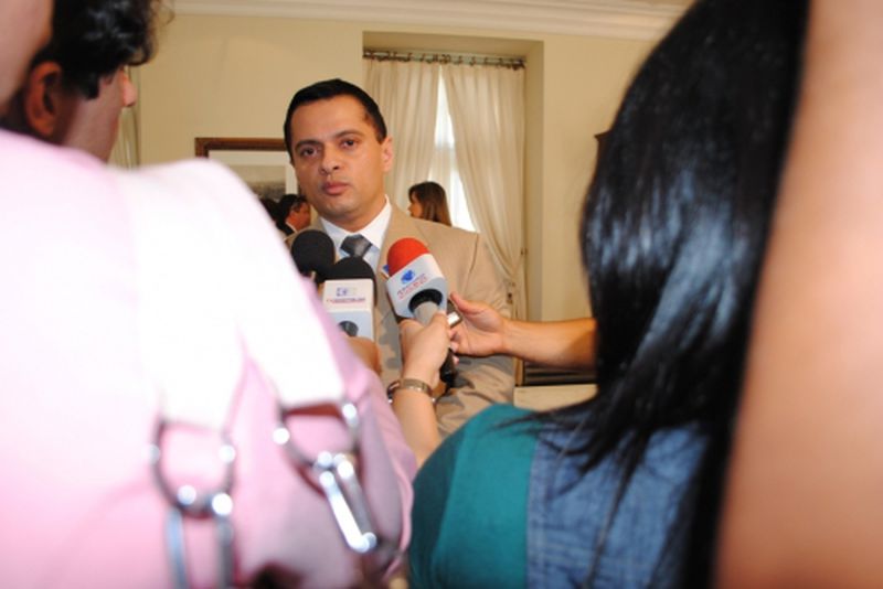 Assinatura Protocolo de Intenções para criação do CEAV