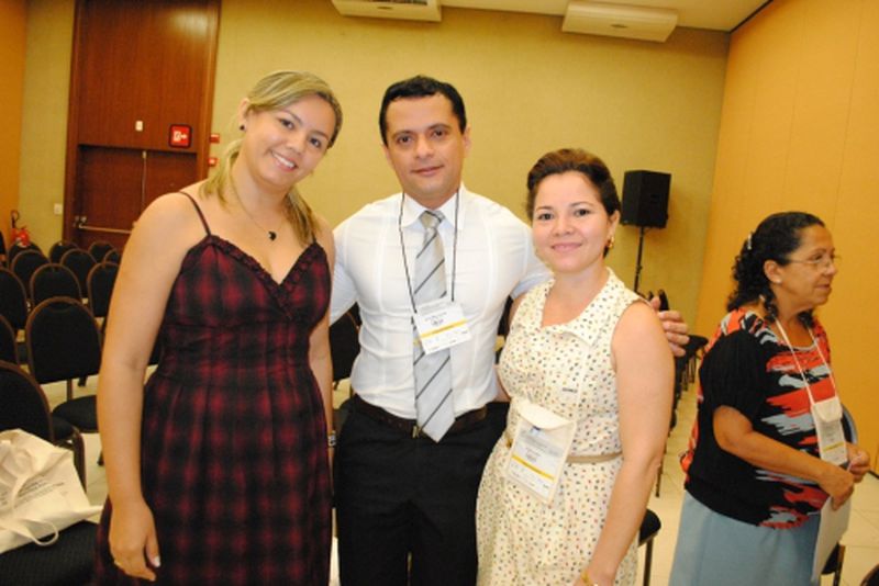 Reunião de assistentes sociais e psicólogos de Defensorias Públicas no AIDEF