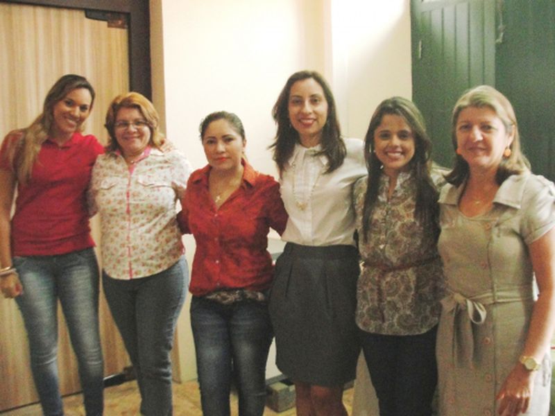 Homenagem a servidoras no Dia Internacional da Mulher