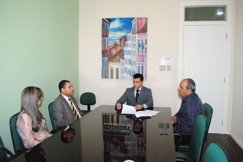 Defensoria e EGMA firmam convênio visando capacitação