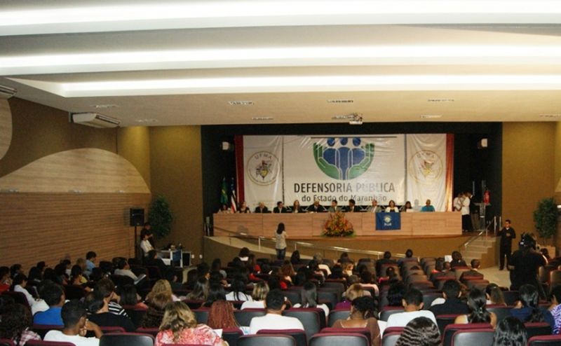 Seminário Nacional de acesso à Justiça da população em situação de rua - IV