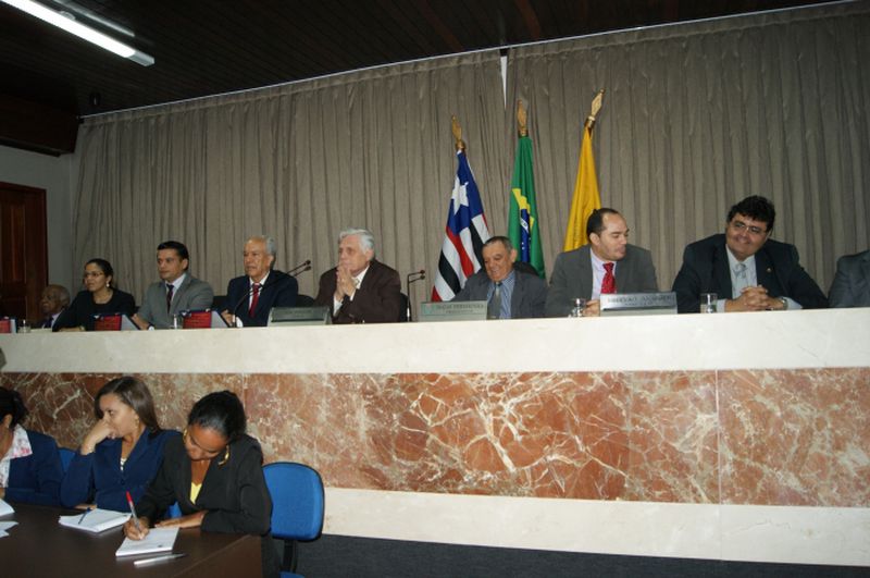 Defensor geral recebe homenagem na Câmara Municipal - I