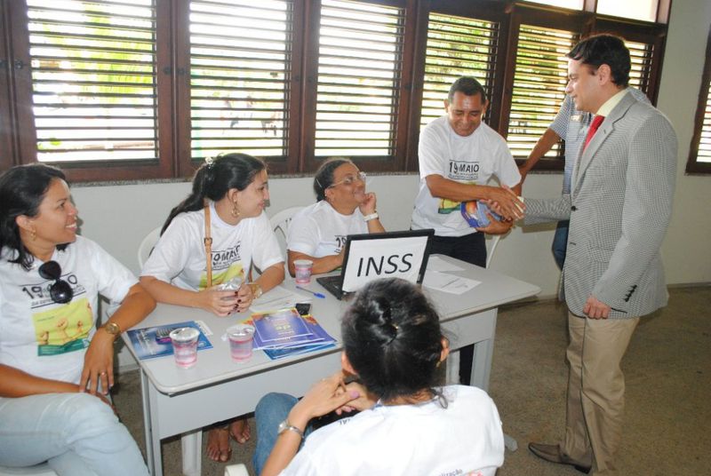 Ação social no Parque Bom Menino - III