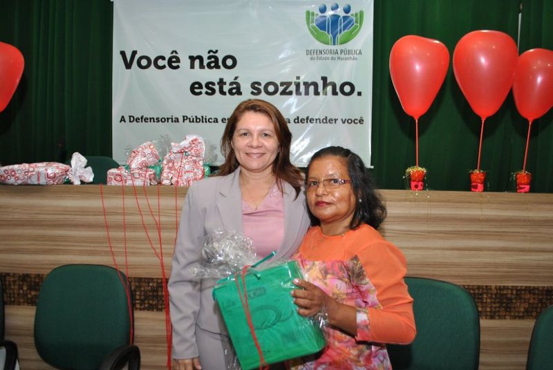 Homenagem ao Dia das Mães na DPE III