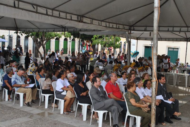 V Feira de Valorização da Pessoa Idosa