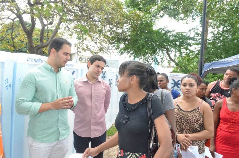 DPE e Cemar entregam geladeiras para comunidades