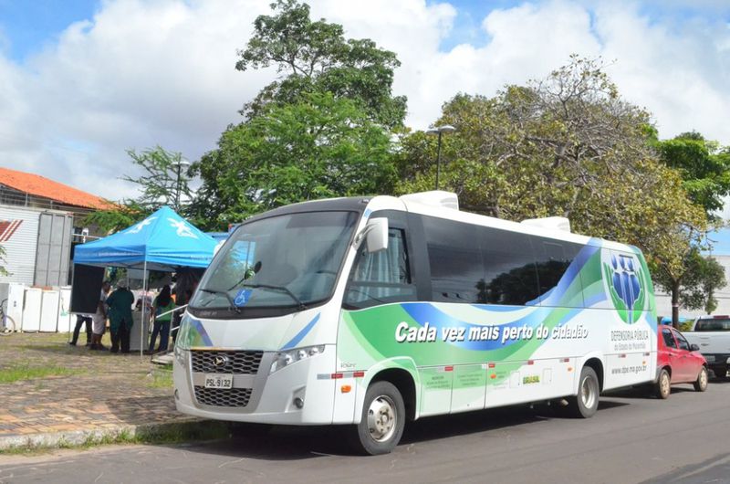 DPE e Cemar entregam geladeiras para comunidades